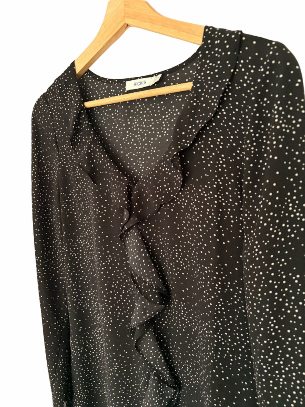 RICKIS BLACK AND WHITE POLKA DOT LIGHTWEIGHT RUFFLE FRONT TOP/BLOUSE, SIZE 4 - Picture 2 of 8